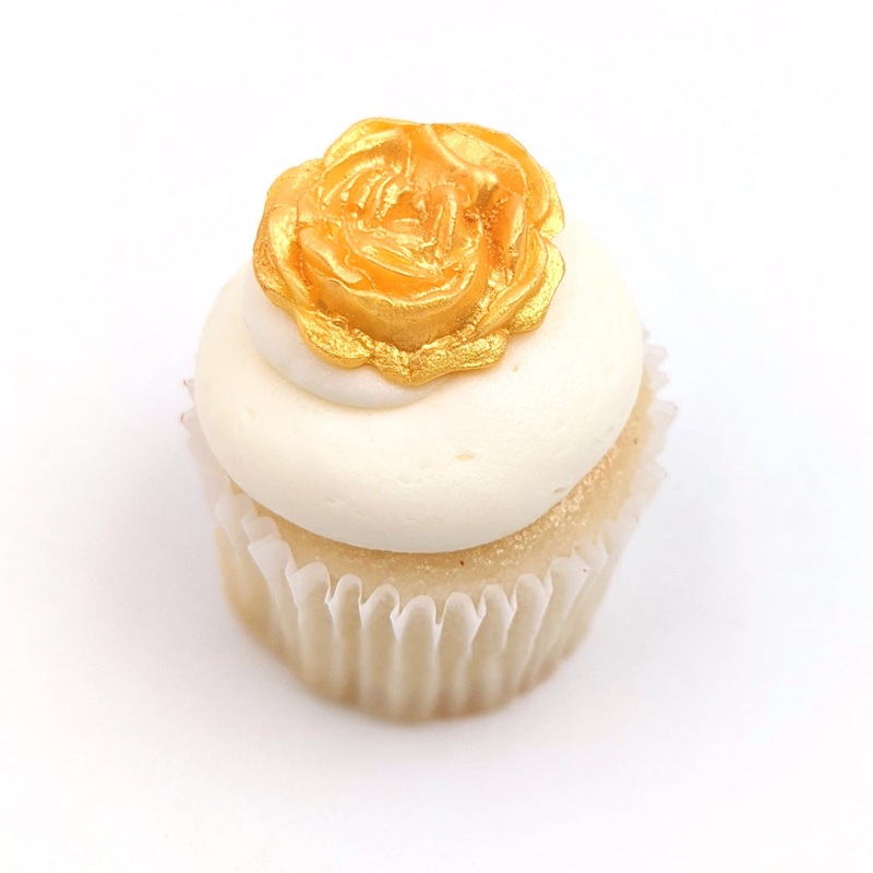 Small Cupcake: Gold Rose
