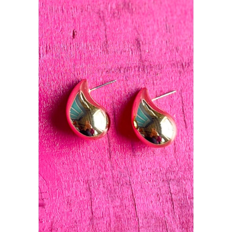 Gold Metal Medium Teardrop Earrings