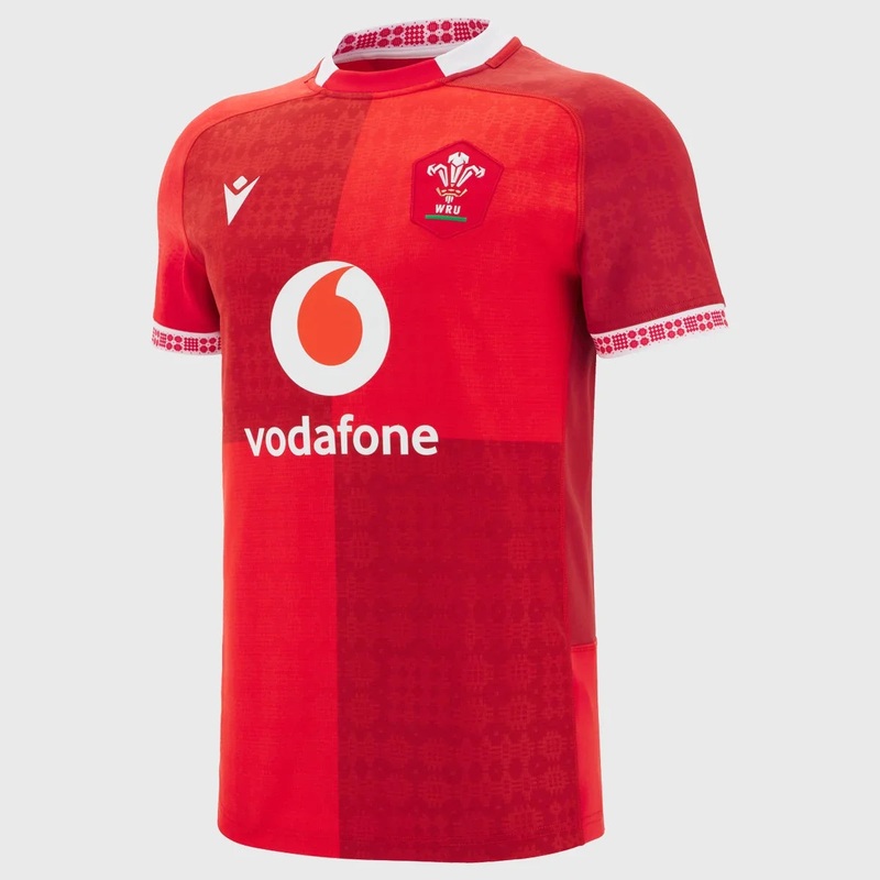 Macron Wales Men’s Home Slim Fit Rugby Shirt 2025/26 S