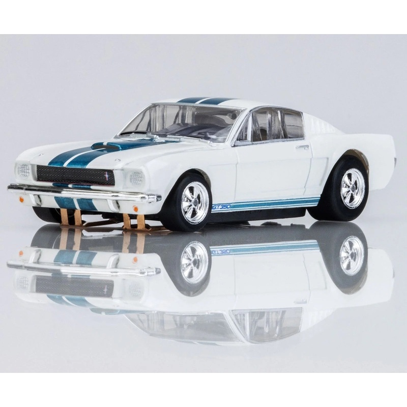 AFX AFX22068 Mega G+ 1965 Ford Shelby GT350 White/Blue