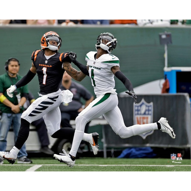 Ahmad ‘Sauce’ Gardner in Action New York Jets 8″ x 10″ Football Photo