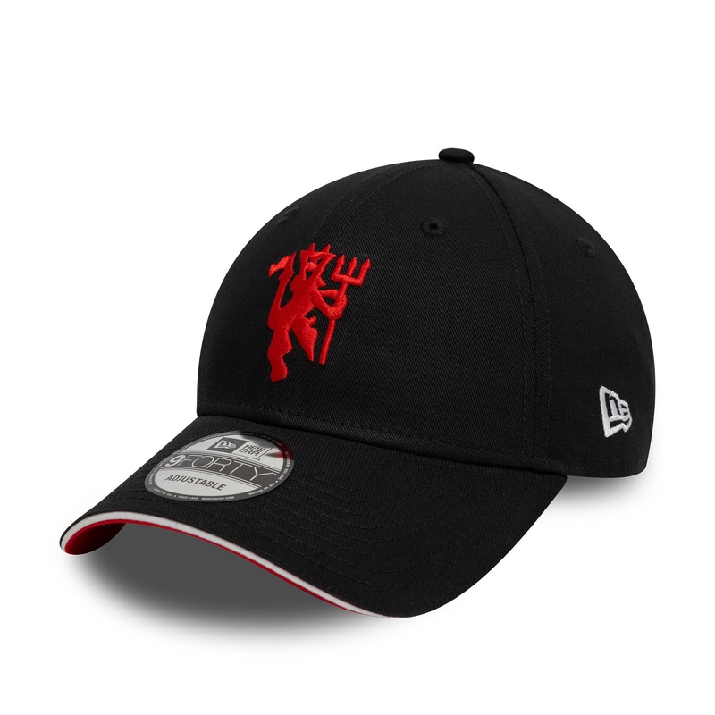Manchester United Flag 9Forty Cap Adults – Black/Scarlet