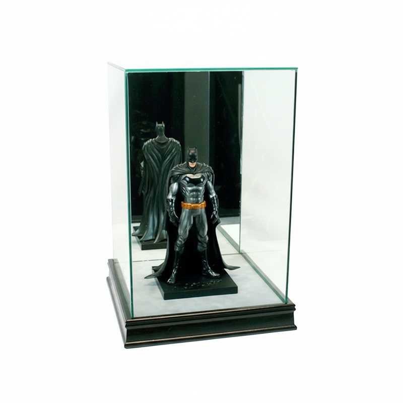 1/10 Scale Figurine Glass Display Case  Collectible Figures
