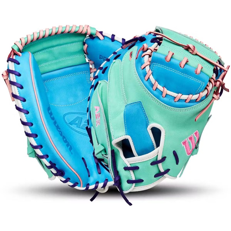 Wilson Fall 2025 A2K 1734 SuperSkin Model 34″ Catchers Mitt THROWS RIGHT