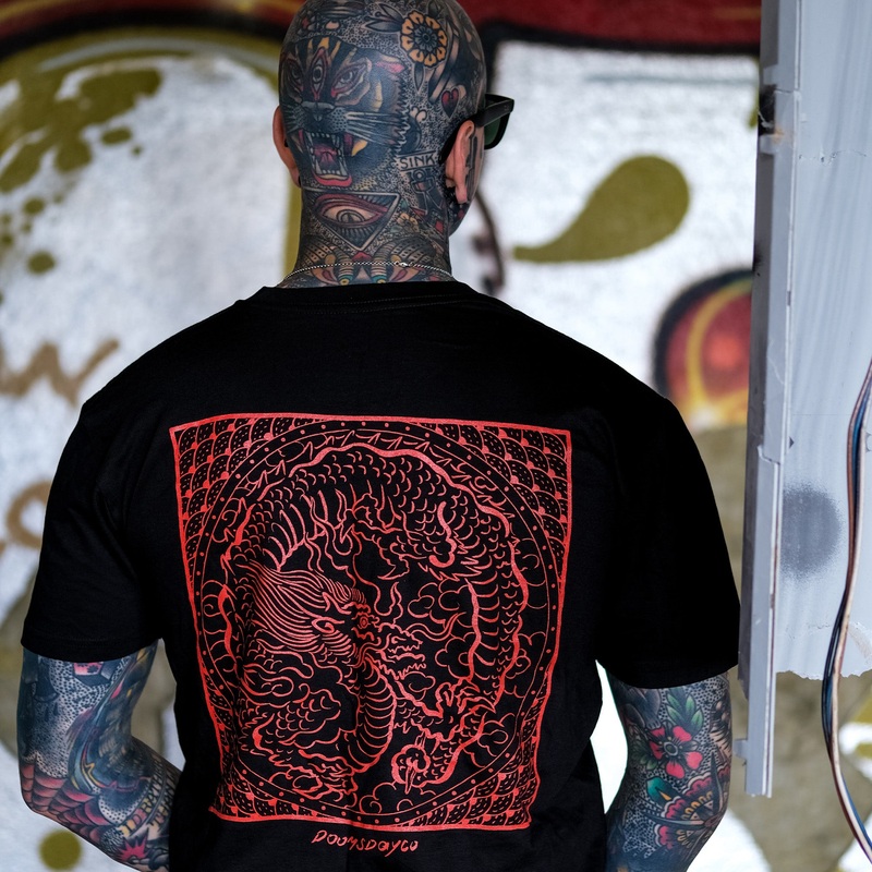Red Dragon T-Shirt XS